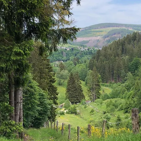 Nyaraló Rueckzugsort Am Teich In