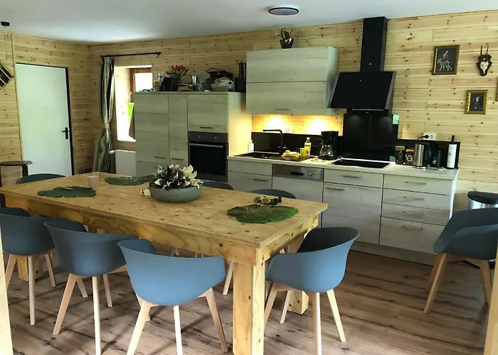 Rueckzugsort Am Teich In Ferienhaus